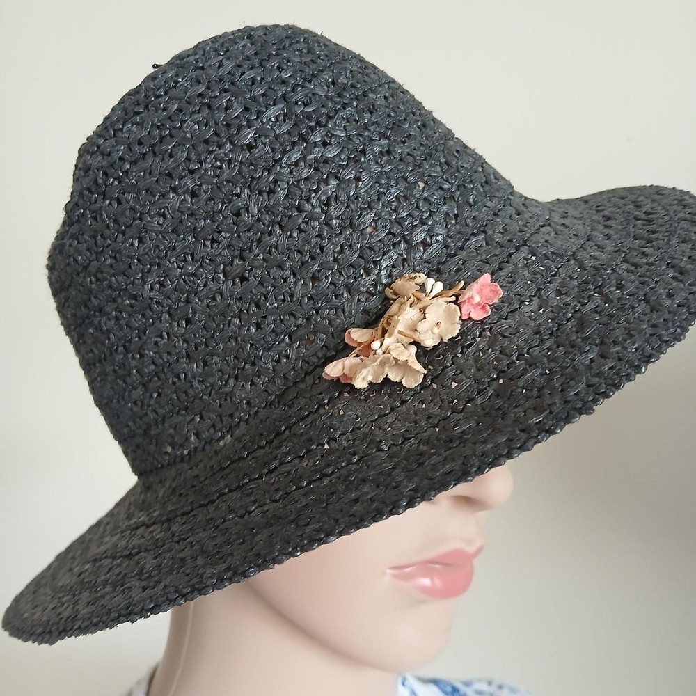 Vintage 70s 80s Black Straw Sun Bucket Hat Floral Corsage Wide Brim